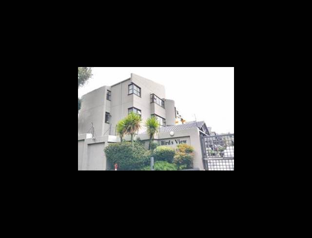 3 BEDROOM PROPERTY TO RENT IN HYDE PARK